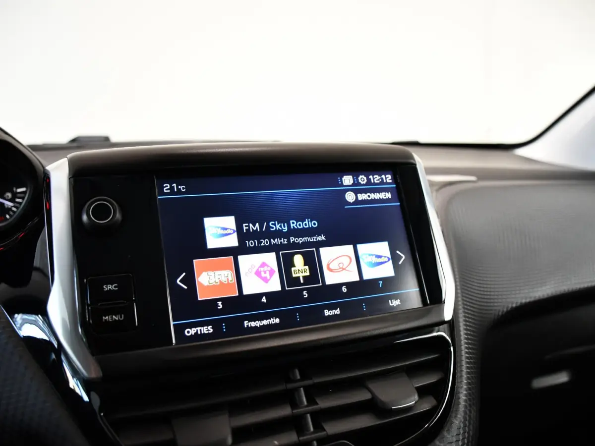 1.2 PureTech Signature | Navigatie | Airco | Parkeersensoren |