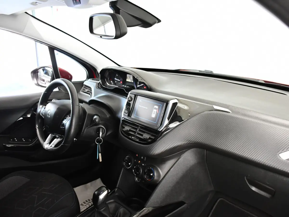 1.2 PureTech Signature | Navigatie | Airco | Parkeersensoren |