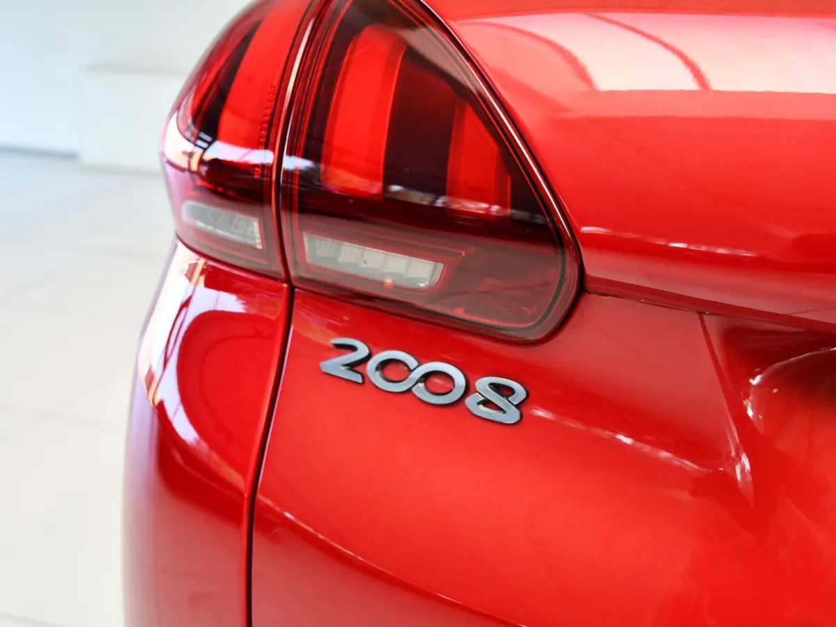1.2 PureTech Signature | Navigatie | Airco | Parkeersensoren |