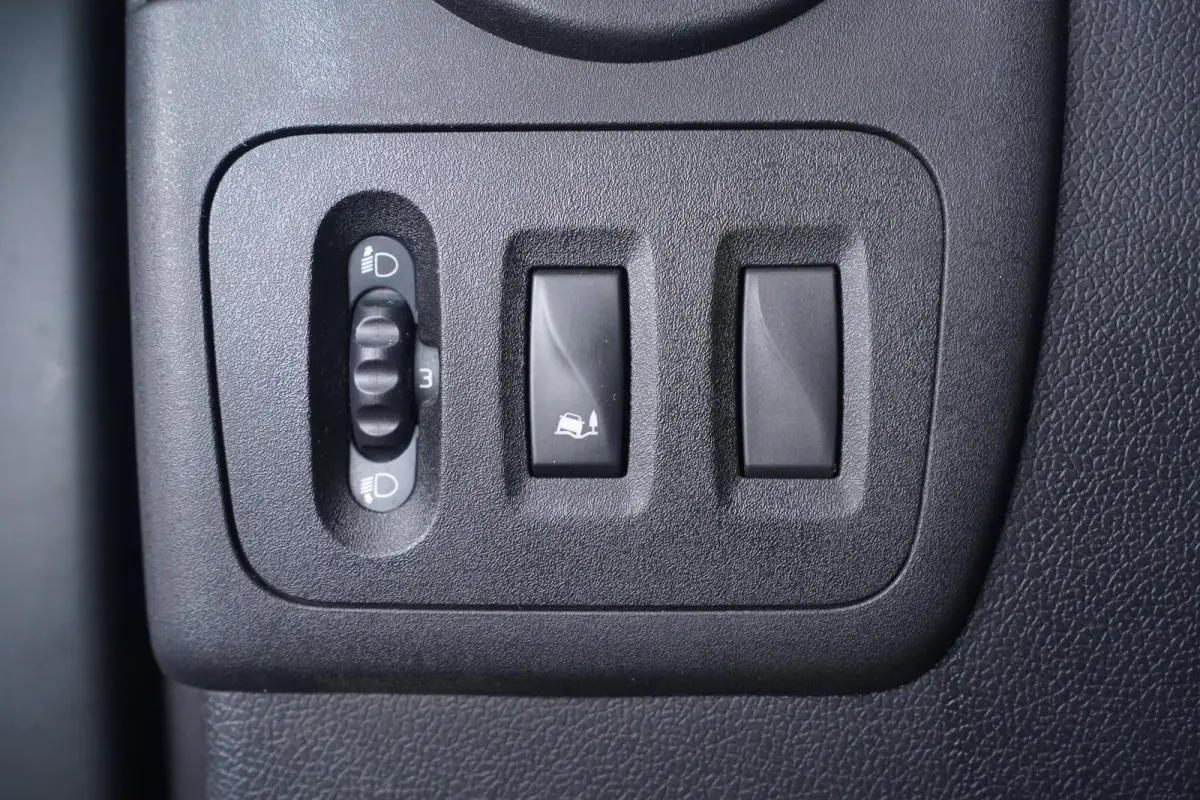 2.3 dCi 130 pk L3H2 Euro 6 Airco, Cruise Control Laadruimte Pakket, Trekhaak, Zonneklep, 3-Zits