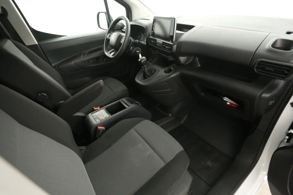 1.2 PureTech 111PK | Marge | Benzine | Airco | Cruise | Carplay | Trekhaak | Parkeersens.
