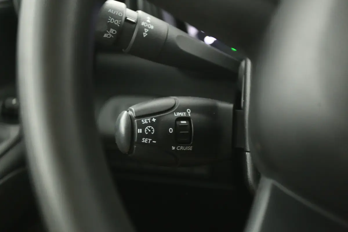 1.2 PureTech 111PK | Marge | Benzine | Airco | Cruise | Carplay | Trekhaak | Parkeersens.