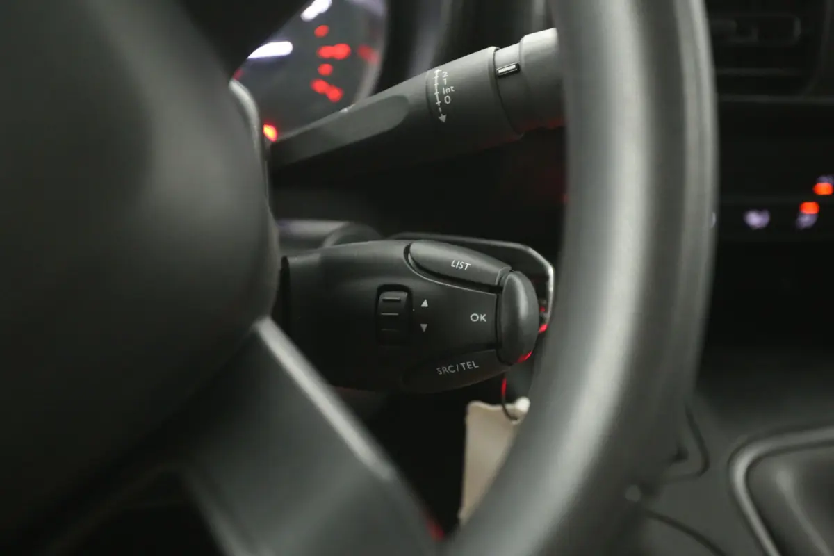 1.2 PureTech 111PK | Marge | Benzine | Airco | Cruise | Carplay | Trekhaak | Parkeersens.