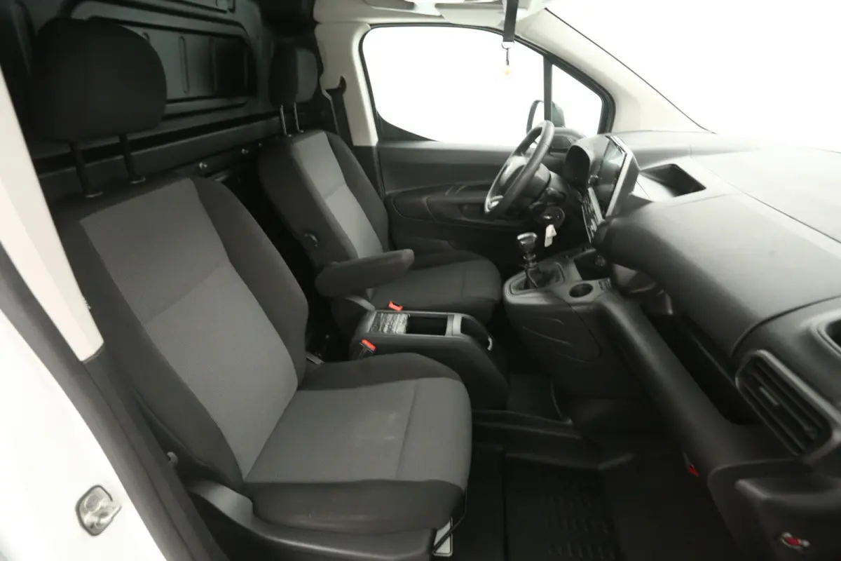 1.2 PureTech 111PK | Marge | Benzine | Airco | Cruise | Carplay | Trekhaak | Parkeersens.