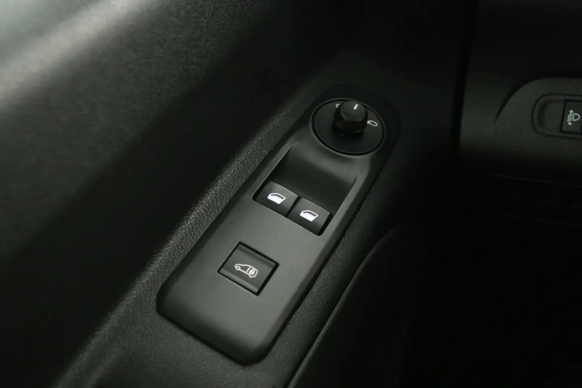 1.2 PureTech 111PK | Marge | Benzine | Airco | Cruise | Carplay | Trekhaak | Parkeersens.