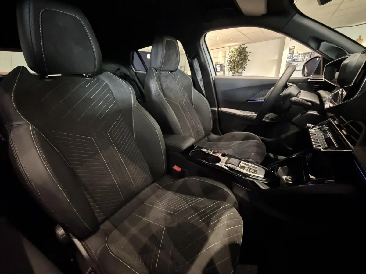 1.2 Hybrid 145 GT | EXCLUSIVE DEALS | UIT VOORRAAD LEVERBAAR IN DIVERSE KLEUREN |