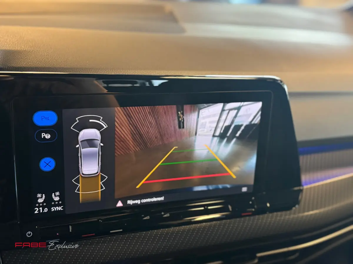 2.0 TSI R 4Motion / Akrapovic / Memory / Pano / H/K / HUD / Stoelventilatie / IQ Lights / Drift / Camera / Carplay