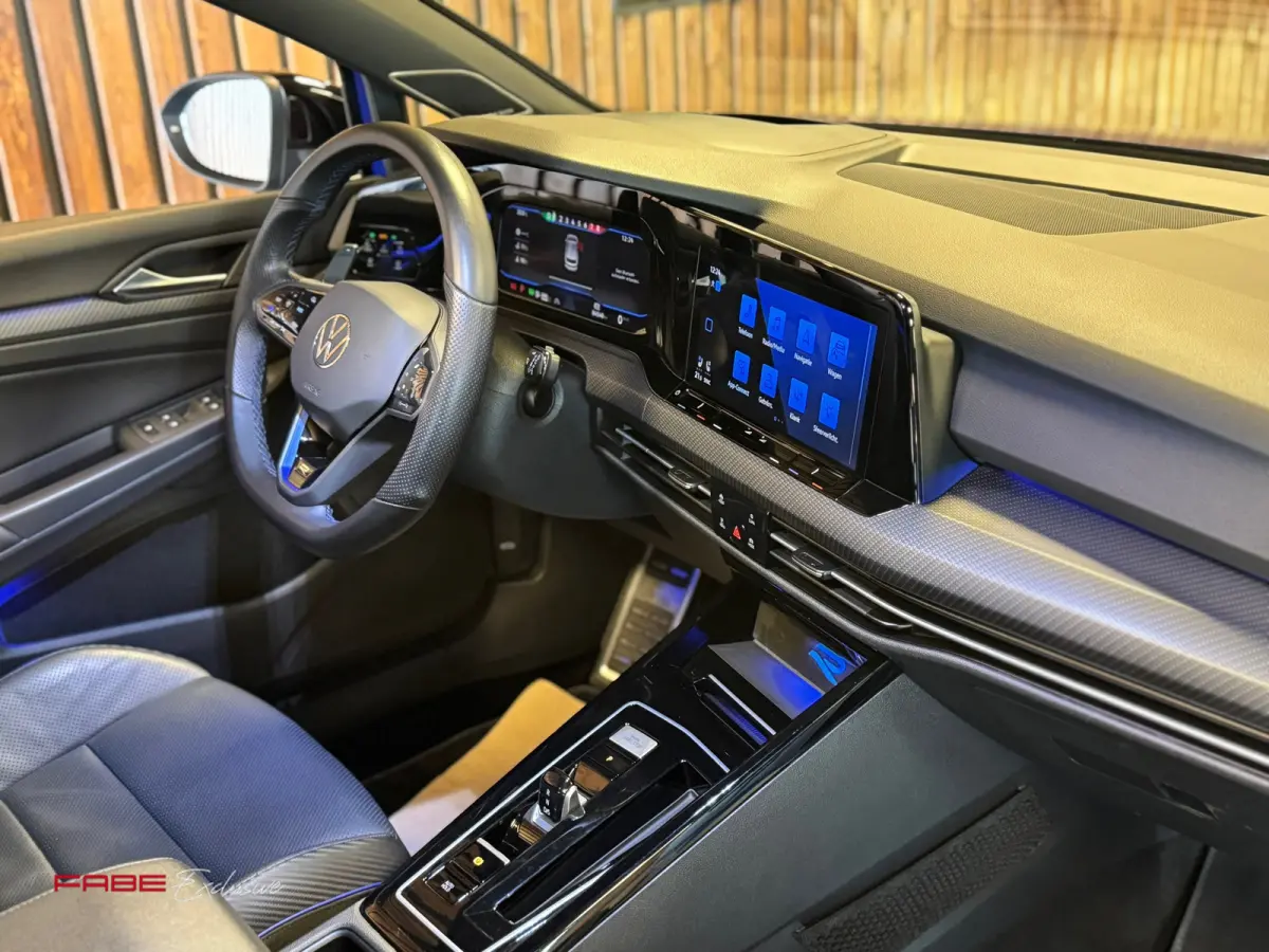 2.0 TSI R 4Motion / Akrapovic / Memory / Pano / H/K / HUD / Stoelventilatie / IQ Lights / Drift / Camera / Carplay