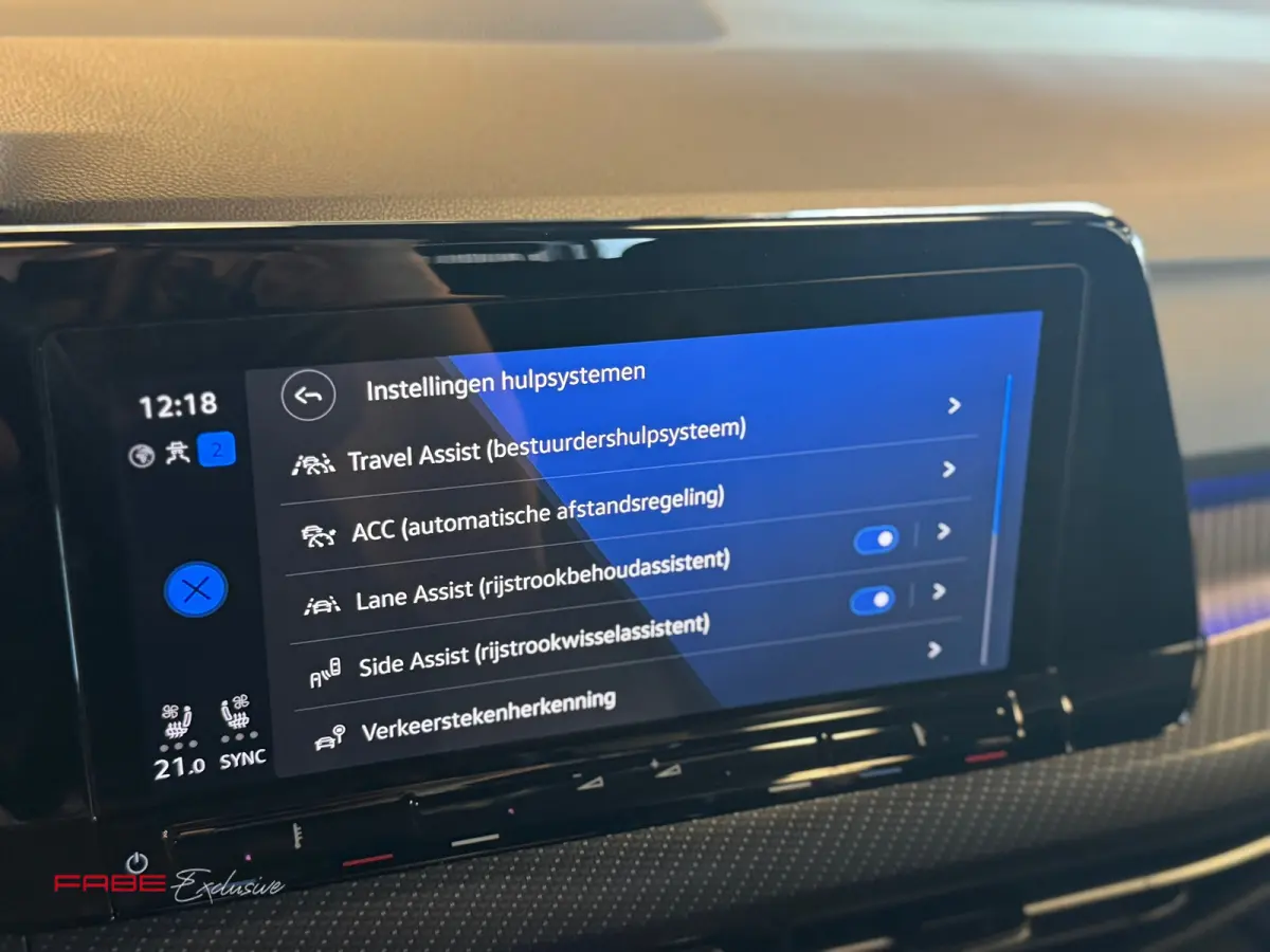 2.0 TSI R 4Motion / Akrapovic / Memory / Pano / H/K / HUD / Stoelventilatie / IQ Lights / Drift / Camera / Carplay