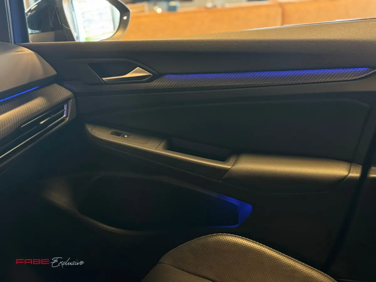 2.0 TSI R 4Motion / Akrapovic / Memory / Pano / H/K / HUD / Stoelventilatie / IQ Lights / Drift / Camera / Carplay