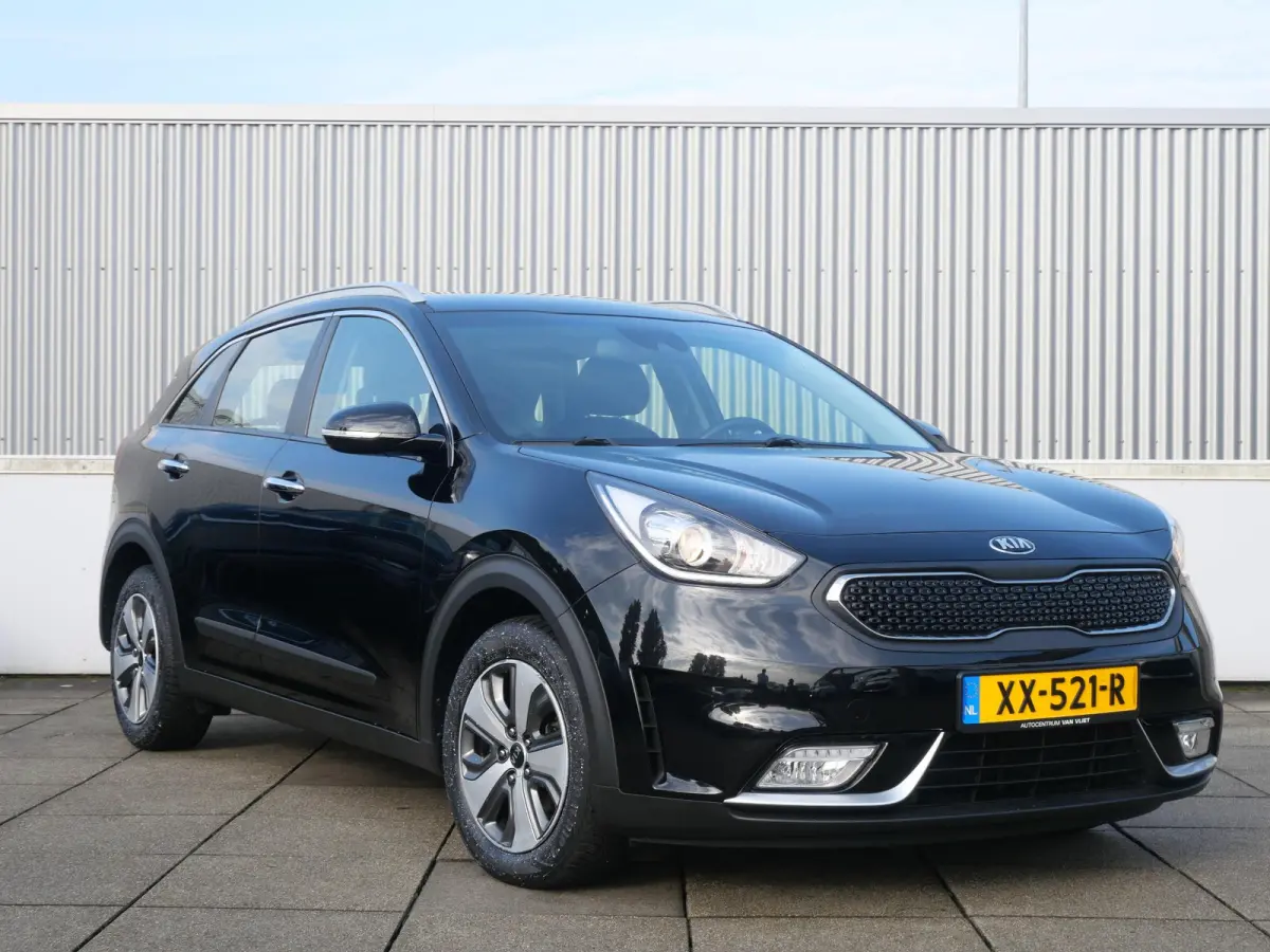 1.6 GDi Hybrid DynamicLine | Navigatie | Camera | Clima | Cruise |