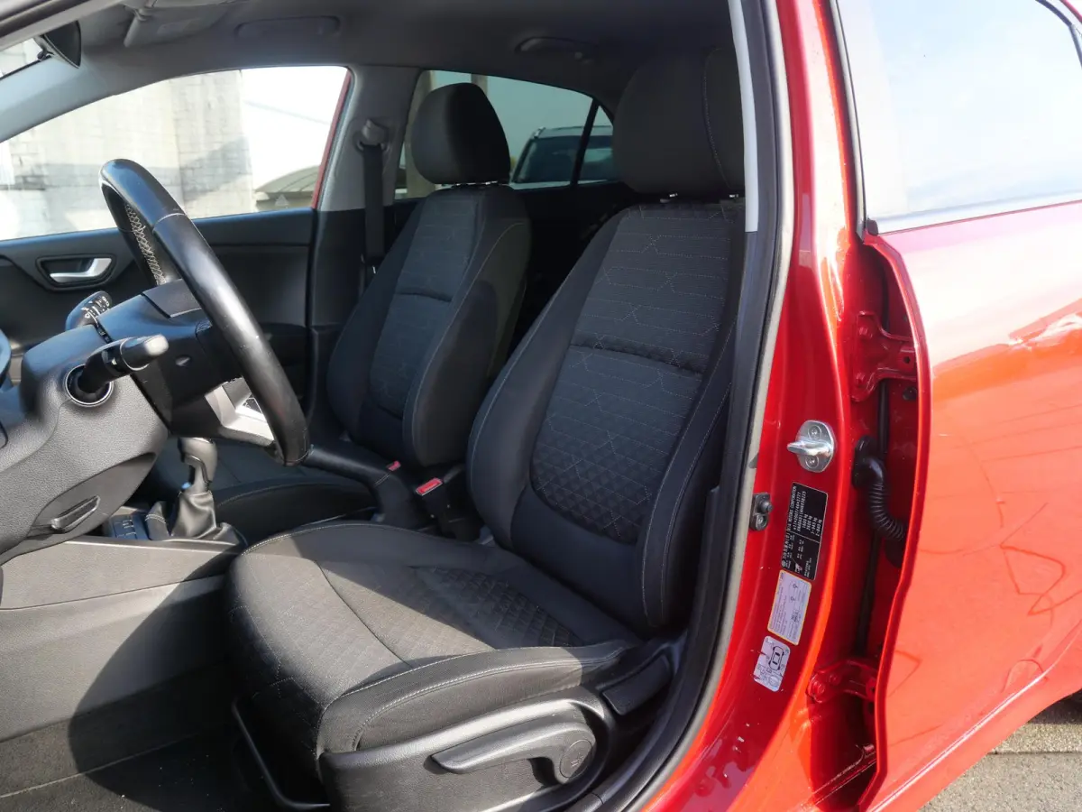 1.0 TGDI ComfortPlusLine Navigator | Cruise | Airco | Camera | Navi |