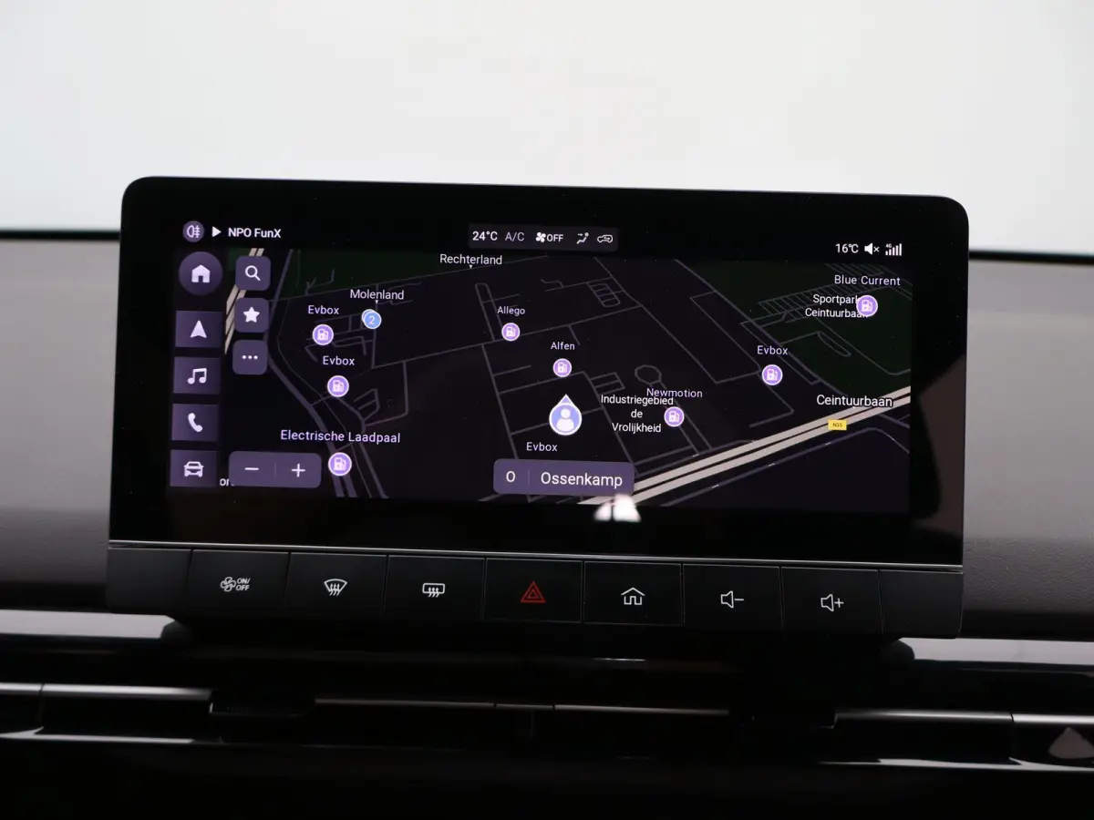 Luxury 64 kWh | NAVIGATIE | STOELVERWARMING | LICHTMETALEN VELGEN 18 " | 12 MAANDEN BOVAG GARANTIE |