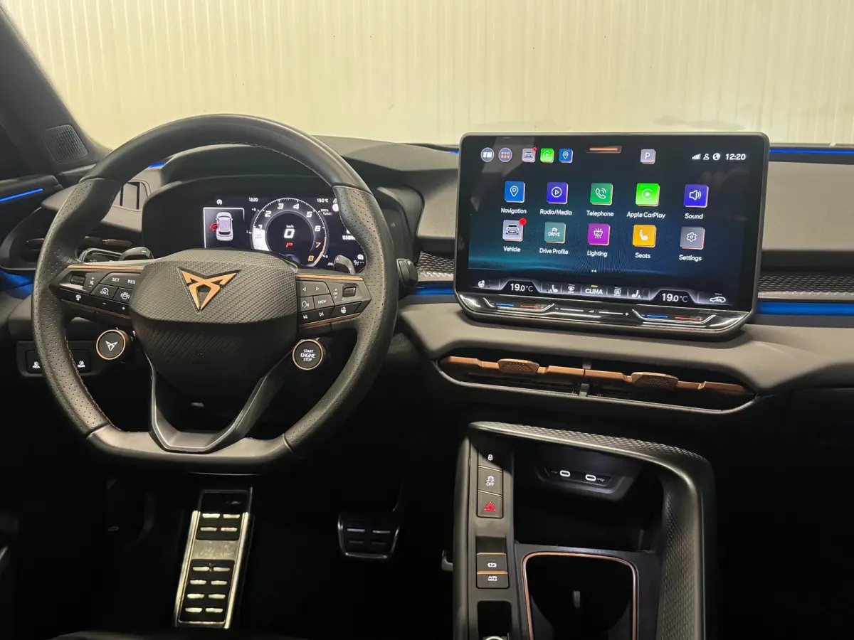1.5 eTSI VZ Perfomance | PANO | HUD | 360 CAMERA | NARDO | SENNHEISER