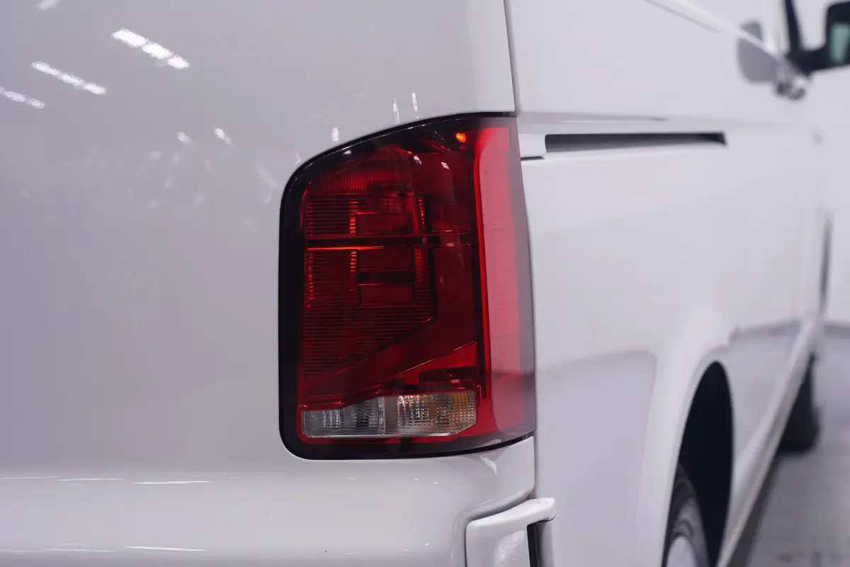 2.0 TDI 110 pk L1H1 Airco, Camera Apple Carplay, Laadruimte Pakket, PDC V+A, 3-Zits