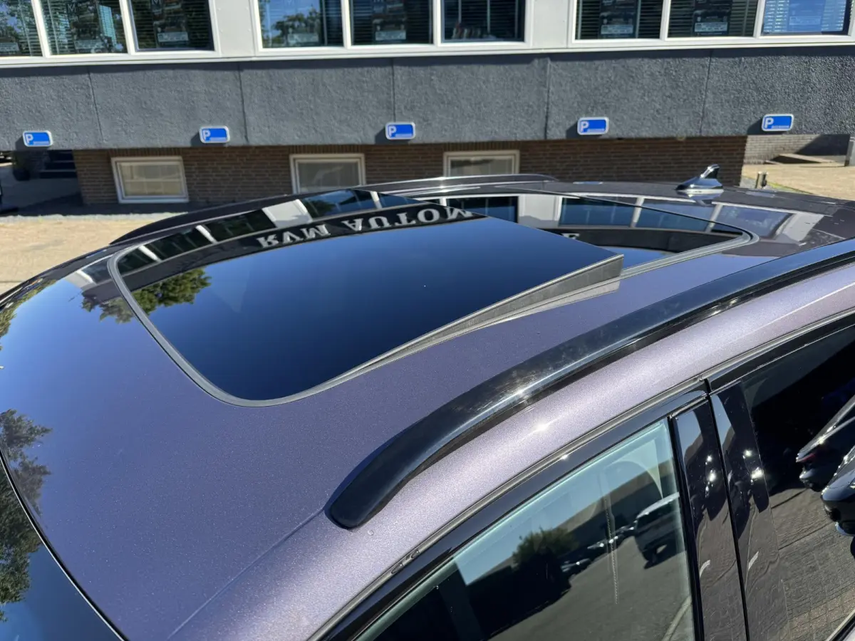 1.5 e-HYBRID 200kW VZ DSG VAN: € 48.900,- VOOR: 45.877,- UW HERFSTVOORDEEL: 3.023,- 272 PK! | PLUG-IN-HYBRIDE | KEY LESS ENTRY | PANORAMADAK | 360° CAMERA | EL. STOELEN MET GEHEUGEN| RIJK