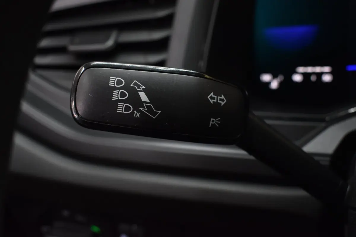 1.0 TSI Polo 2e eig. 97dkm Carplay Airco Cruise NL auto + Nwe APK