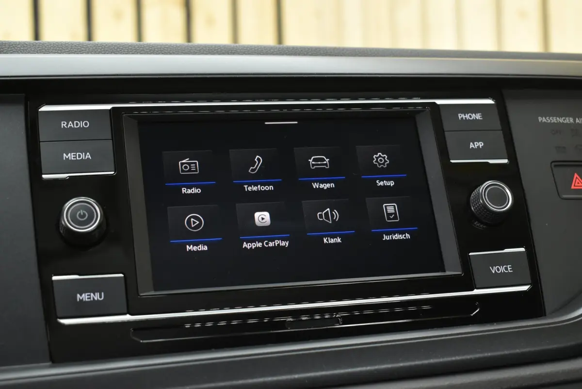 1.0 TSI Polo 2e eig. 97dkm Carplay Airco Cruise NL auto + Nwe APK
