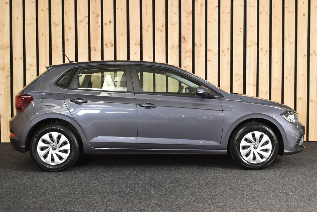 1.0 TSI Polo 2e eig. 97dkm Carplay Airco Cruise NL auto + Nwe APK