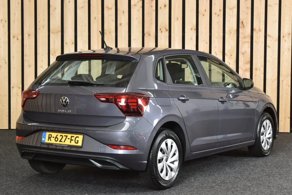 1.0 TSI Polo 2e eig. 97dkm Carplay Airco Cruise NL auto + Nwe APK