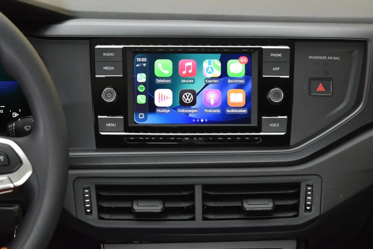 1.0 TSI Polo 2e eig. 97dkm Carplay Airco Cruise NL auto + Nwe APK