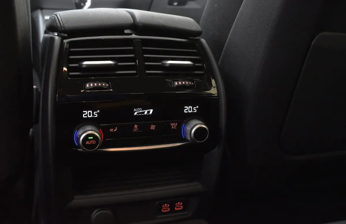 520i Executive Edition 115dkm Carplay 2e eig. NL-auto Dealerauto Nieuwe APK