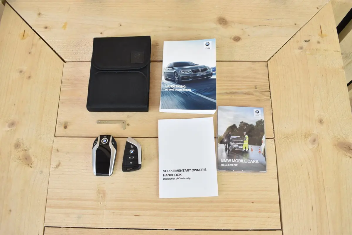 520i Executive Edition 115dkm Carplay 2e eig. NL-auto Dealerauto Nieuwe APK
