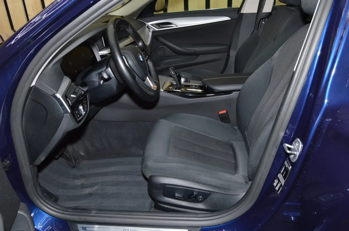 520i Executive Edition 115dkm Carplay 2e eig. NL-auto Dealerauto Nieuwe APK