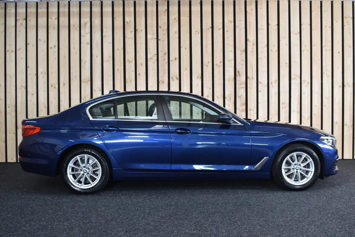 520i Executive Edition 115dkm Carplay 2e eig. NL-auto Dealerauto Nieuwe APK