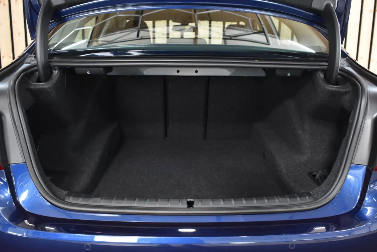 520i Executive Edition 115dkm Carplay 2e eig. NL-auto Dealerauto Nieuwe APK