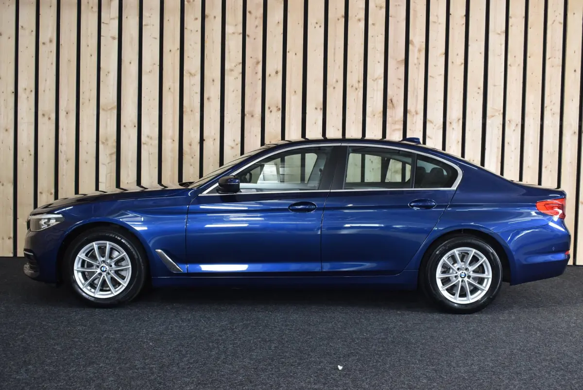 520i Executive Edition 115dkm Carplay 2e eig. NL-auto Dealerauto Nieuwe APK