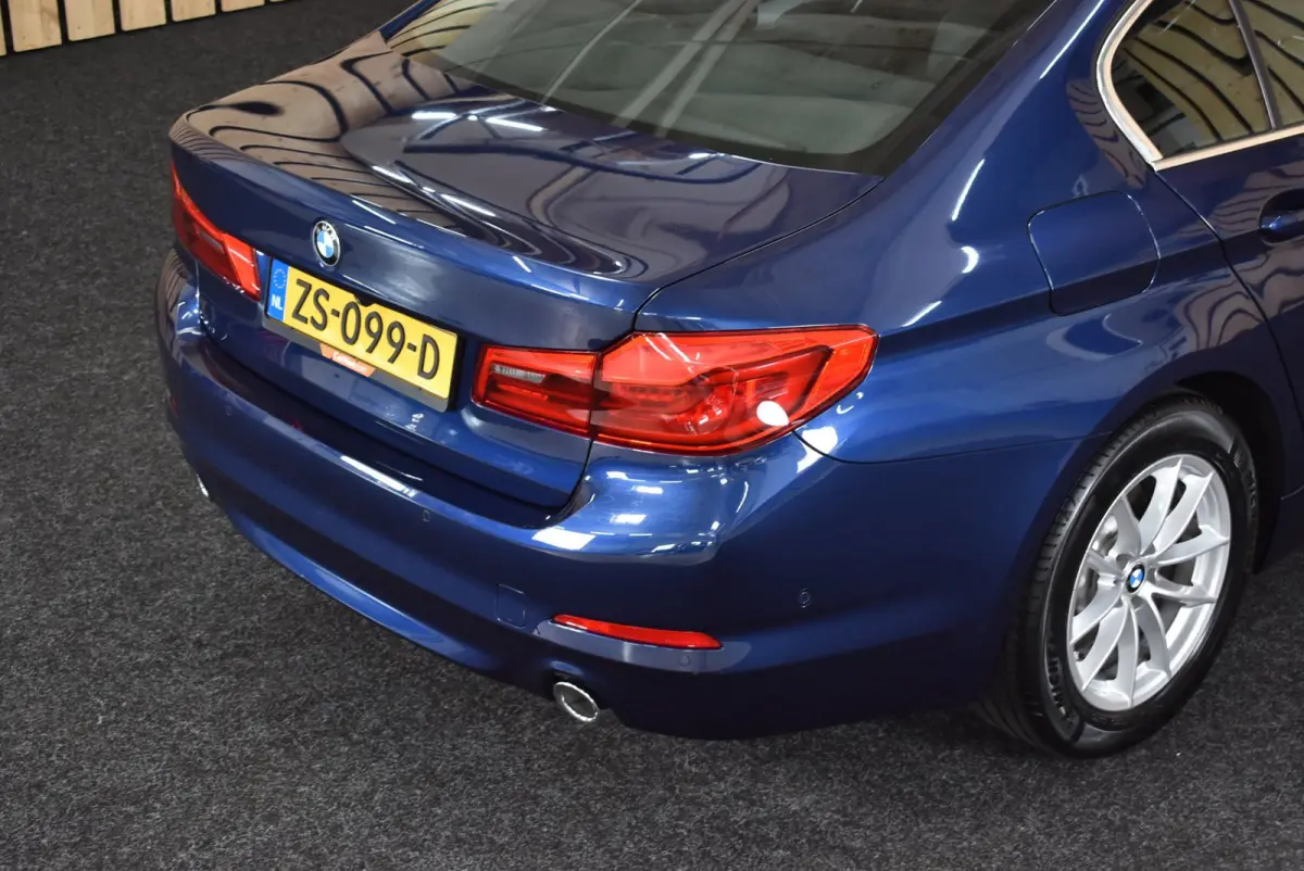 520i Executive Edition 115dkm Carplay 2e eig. NL-auto Dealerauto Nieuwe APK
