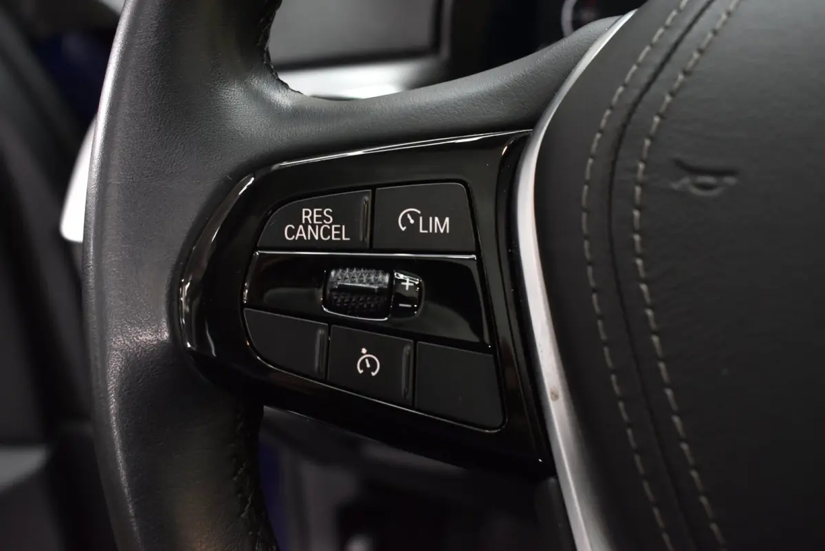 520i Executive Edition 115dkm Carplay 2e eig. NL-auto Dealerauto Nieuwe APK