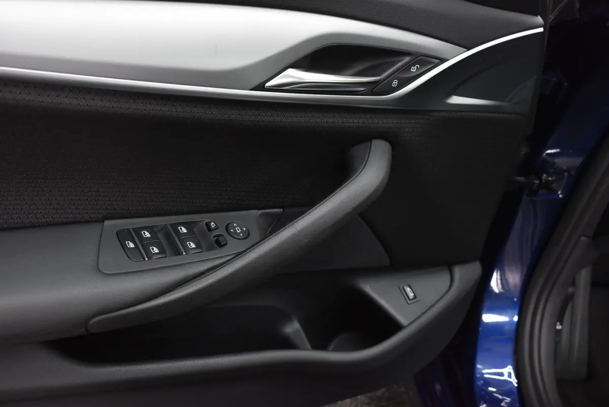 520i Executive Edition 115dkm Carplay 2e eig. NL-auto Dealerauto Nieuwe APK