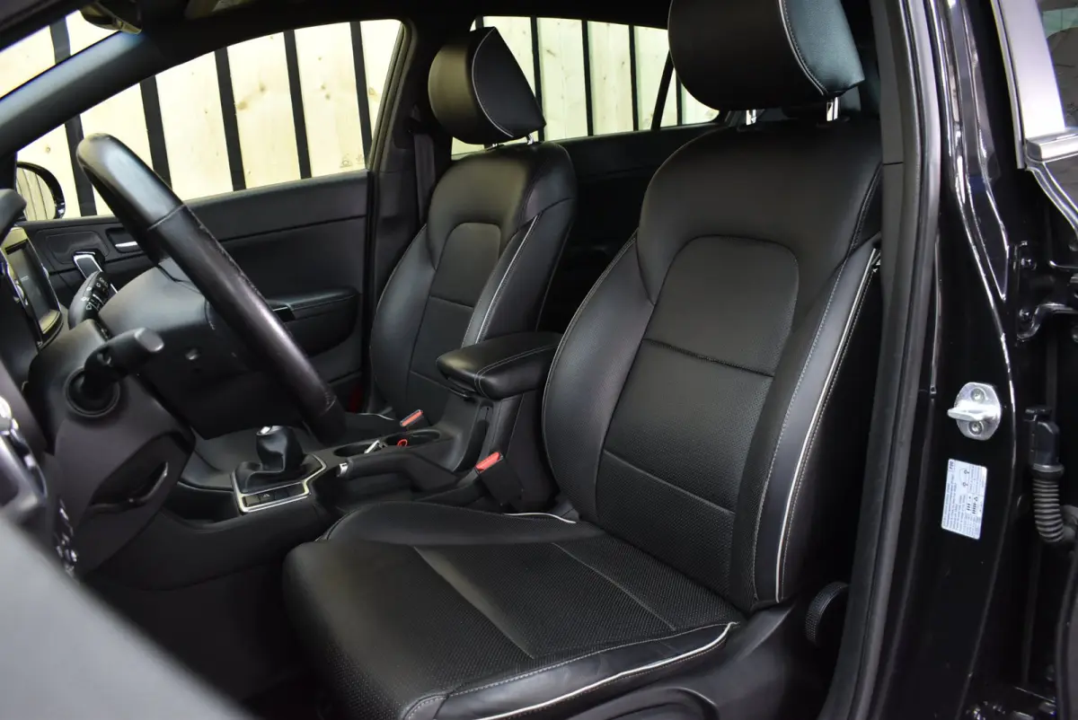 1.6 T-GDI GT-Line First Edition 103dkm 2e eig. Leer Camera LED Navi Cruise NL-auto Nwe APK