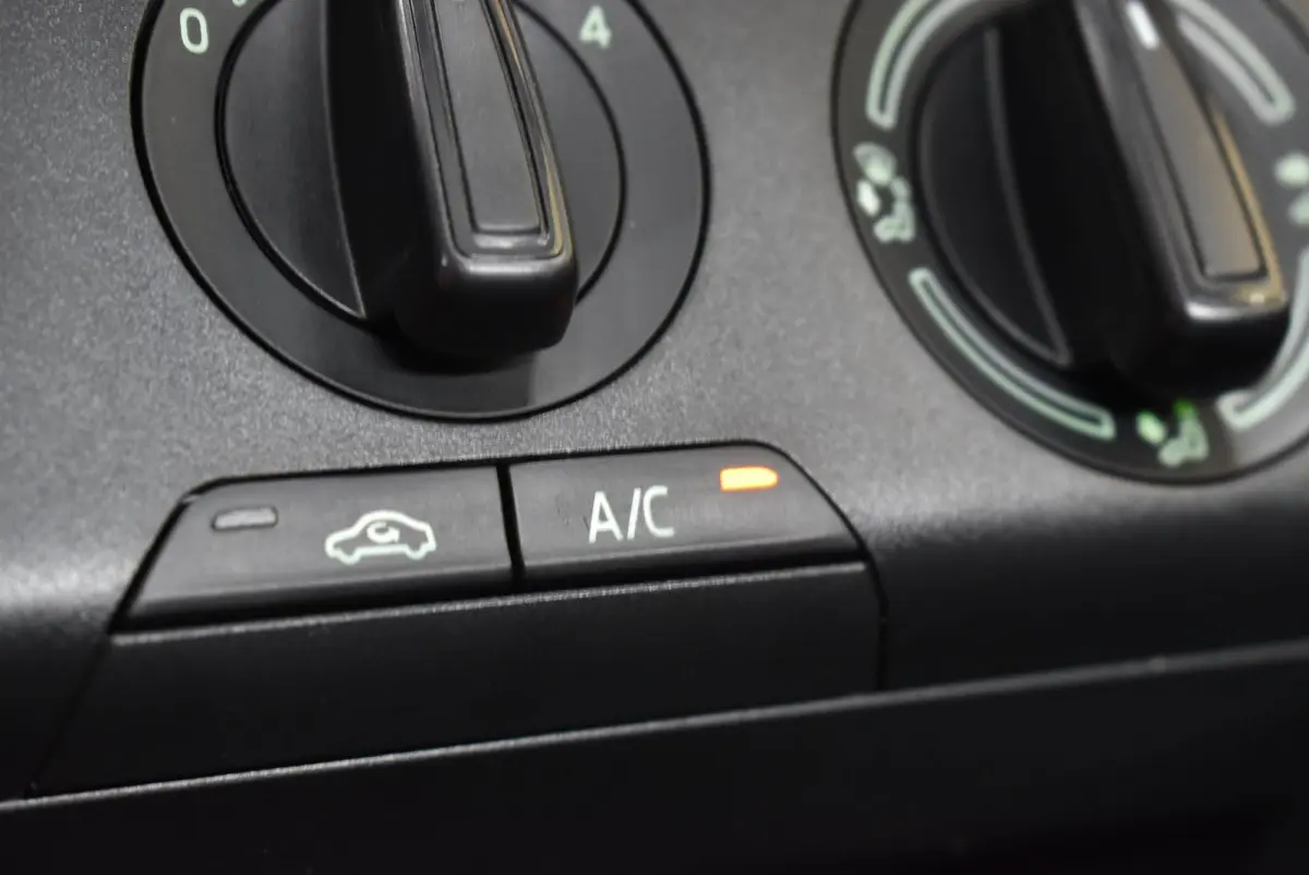 1.2 TSI Drive Navi Cruise Airco PDC 16" Dealerauto Nwe APK