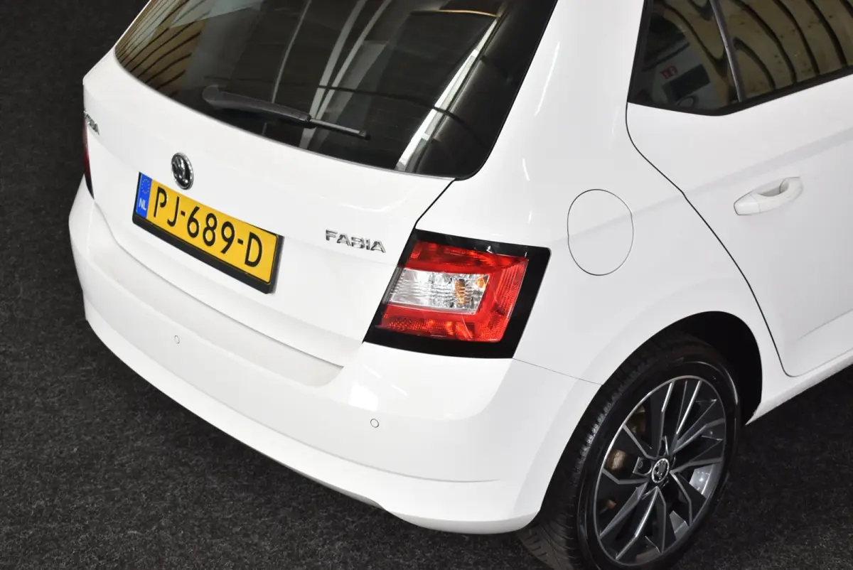 1.2 TSI Drive Navi Cruise Airco PDC 16" Dealerauto Nwe APK
