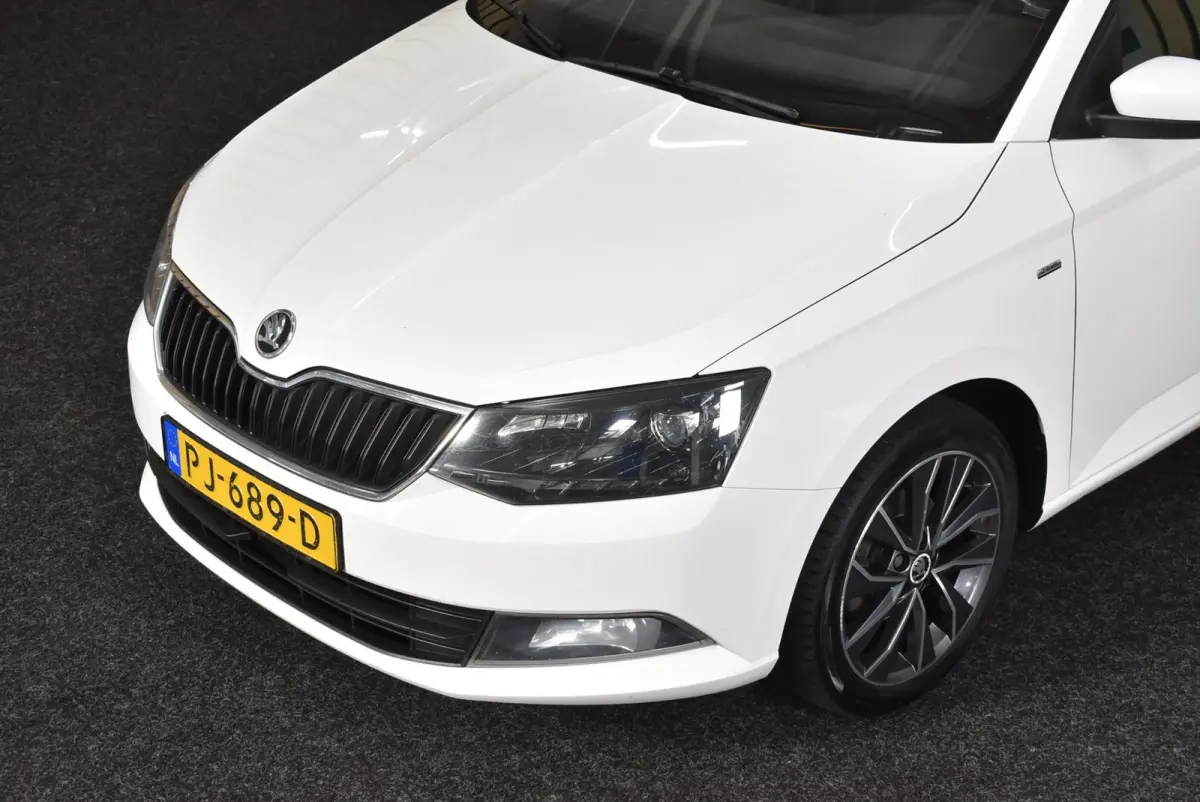 1.2 TSI Drive Navi Cruise Airco PDC 16" Dealerauto Nwe APK