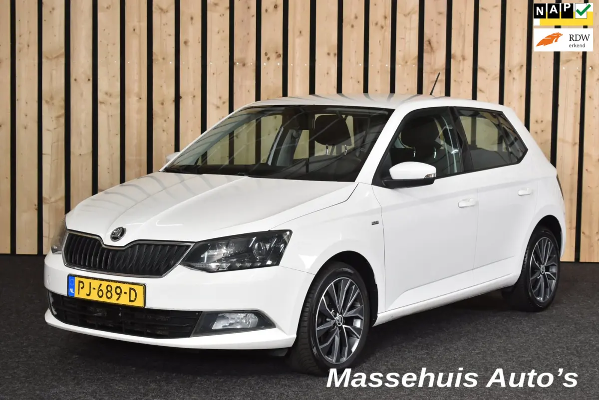 1.2 TSI Drive Navi Cruise Airco PDC 16" Dealerauto Nwe APK