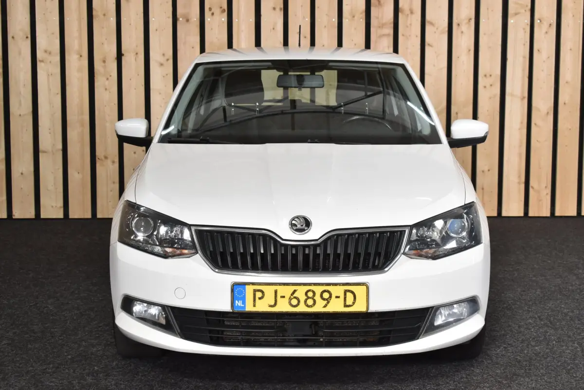 1.2 TSI Drive Navi Cruise Airco PDC 16" Dealerauto Nwe APK