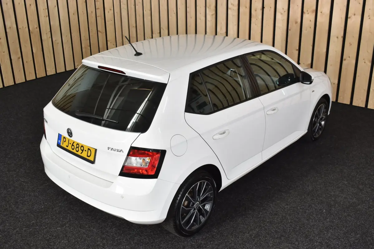1.2 TSI Drive Navi Cruise Airco PDC 16" Dealerauto Nwe APK