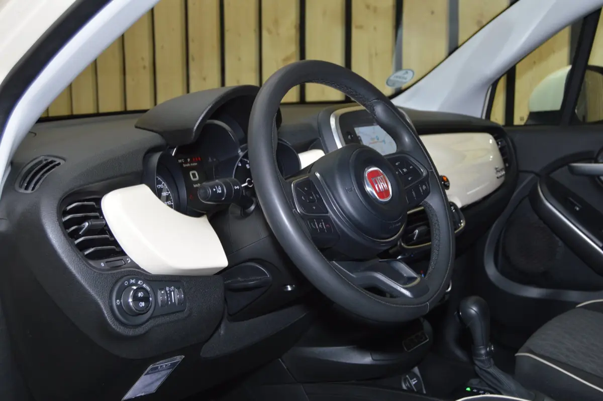 Cross 1.3 GSE City Cross 129 dkm. Automaat NL Auto Clima Keyless Cruise Navi + Nwe APK