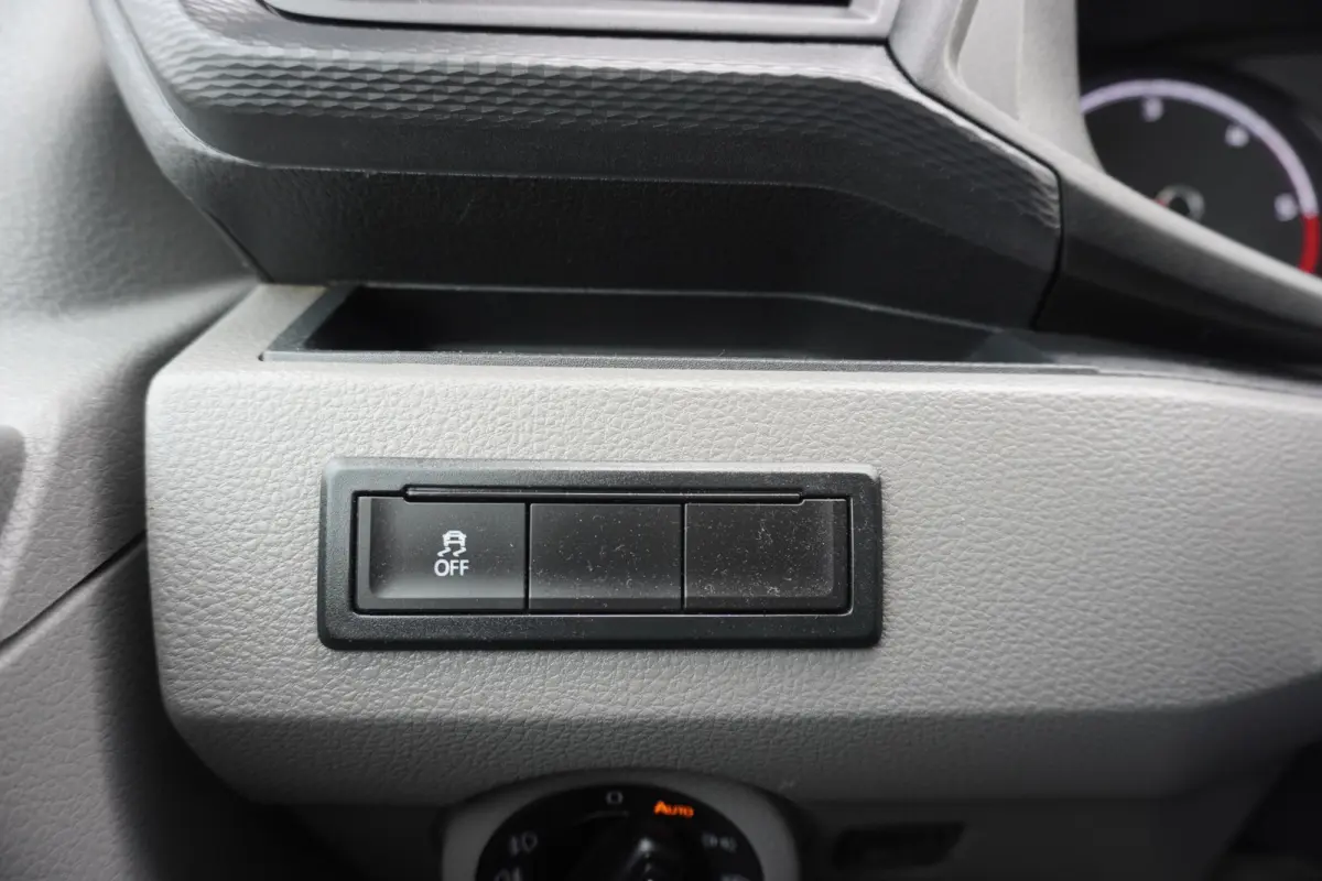 L2H1 150pk Automaat 2x Schuifdeur Apple carplay Camera Parkeersensoren Cruise control 3-zits