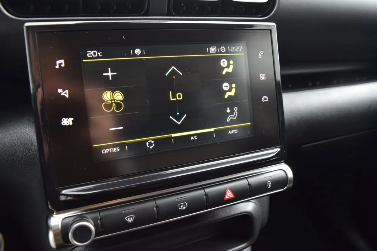 1.2 PureTech Feel | Navi | Clima | Cruise | NAP + APK 8-2027