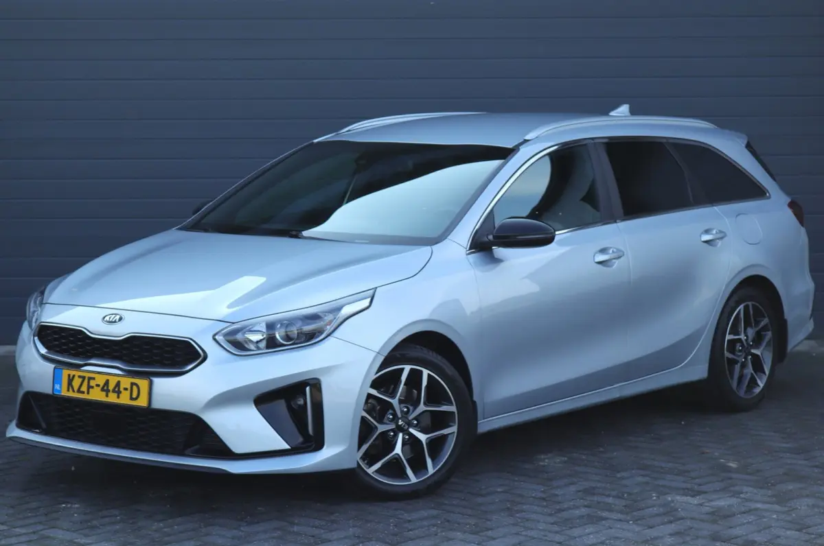 1.4 T-GDi GT-Line Automaat / Carplay / Camera