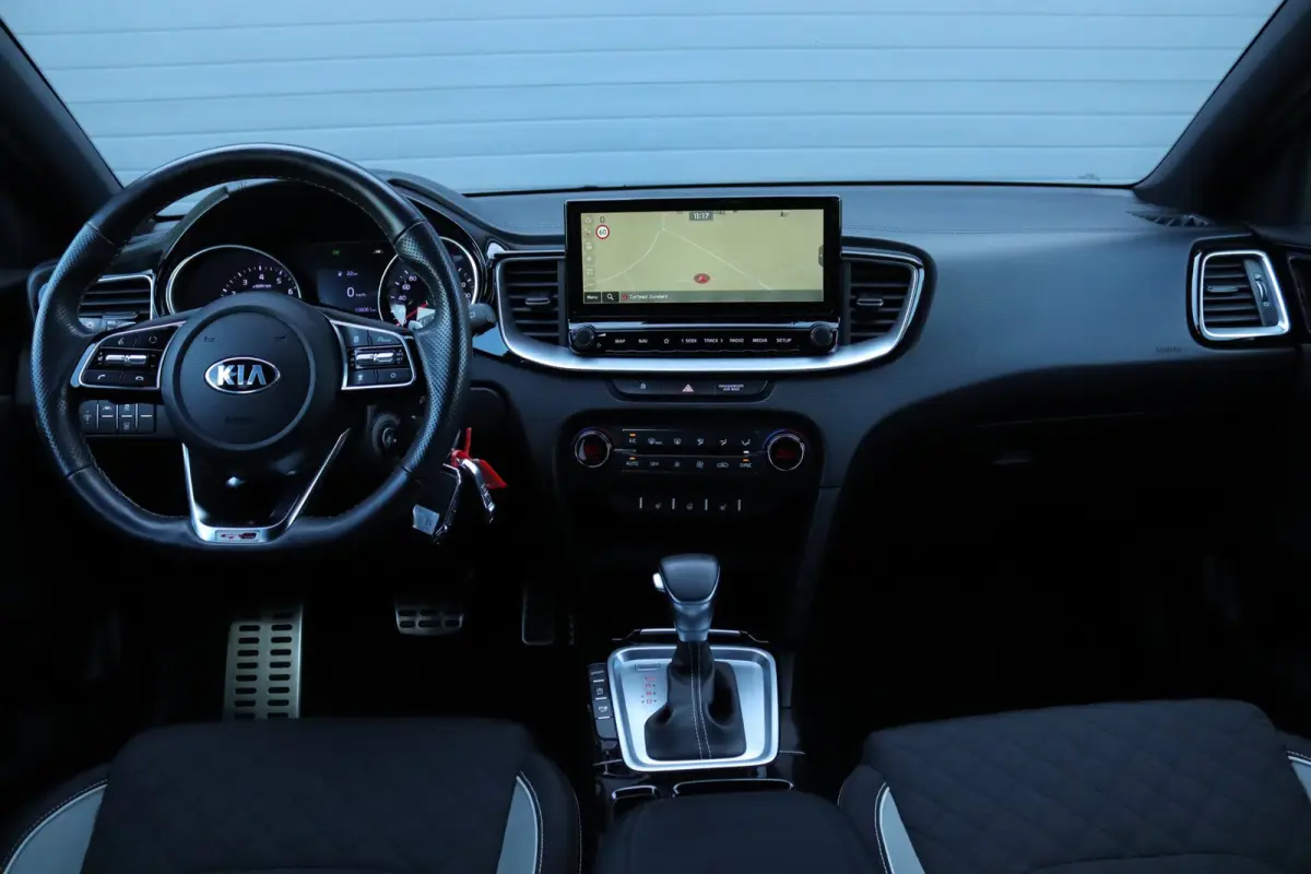 1.4 T-GDi GT-Line Automaat / Carplay / Camera