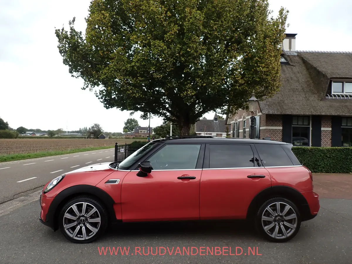2.0 Cooper S Chili ACC / H&K / TREKHAAK / CAMERA / CARPLAY / KEYLESS