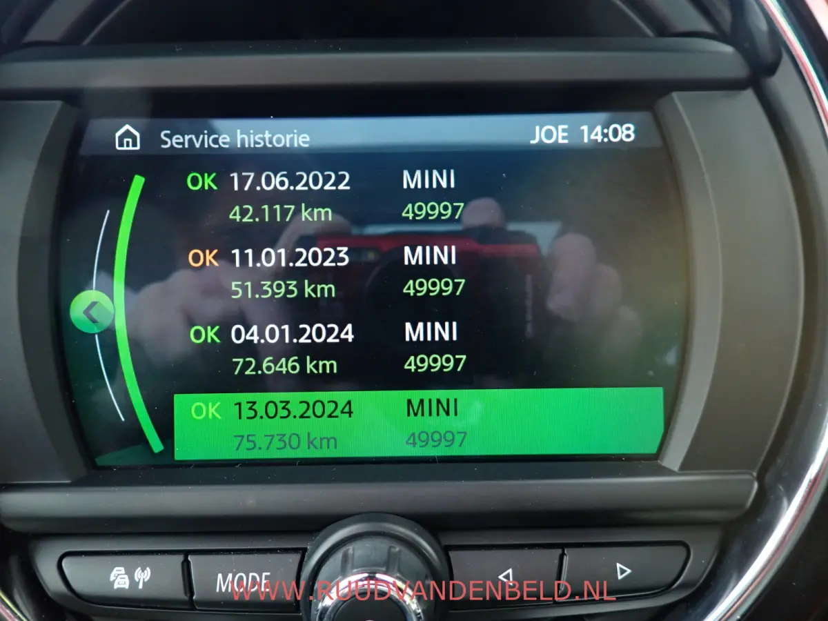 2.0 Cooper S Chili ACC / H&K / TREKHAAK / CAMERA / CARPLAY / KEYLESS