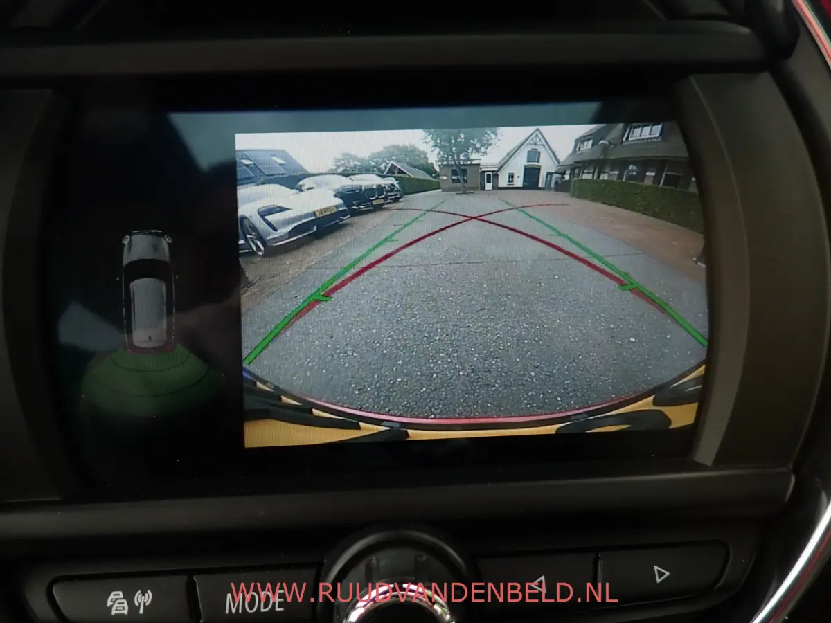 2.0 Cooper S Chili ACC / H&K / TREKHAAK / CAMERA / CARPLAY / KEYLESS