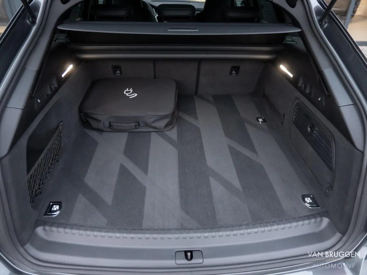 55 TFSI e quattro S-Line Pano RS-Stoelen 360 B&O Sfeer HUD BTW